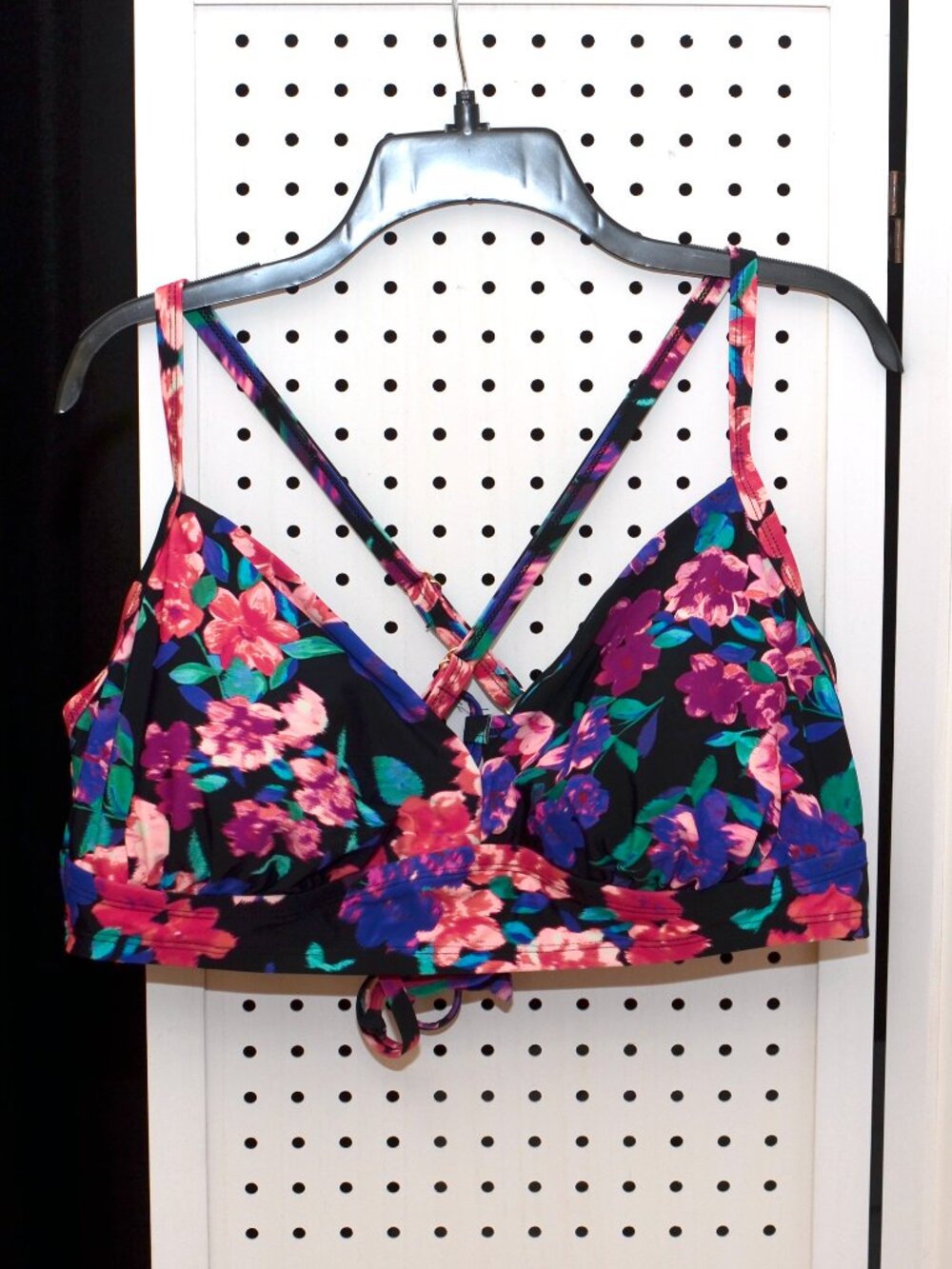 Plus Size 1X (16W-18W) Time and Tru Floral Daze Laced Back Bikini Swim Top